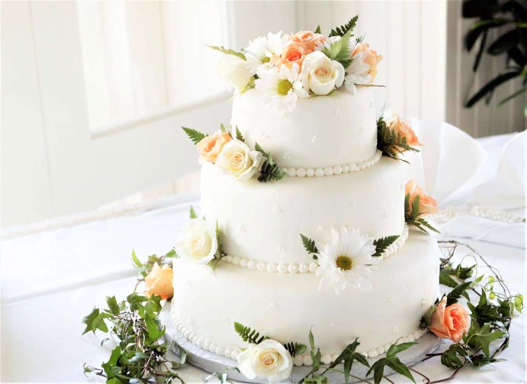 Let Them Eat Funfetti: Memorable Wedding Cakes That Take The&nbsp;Cake
